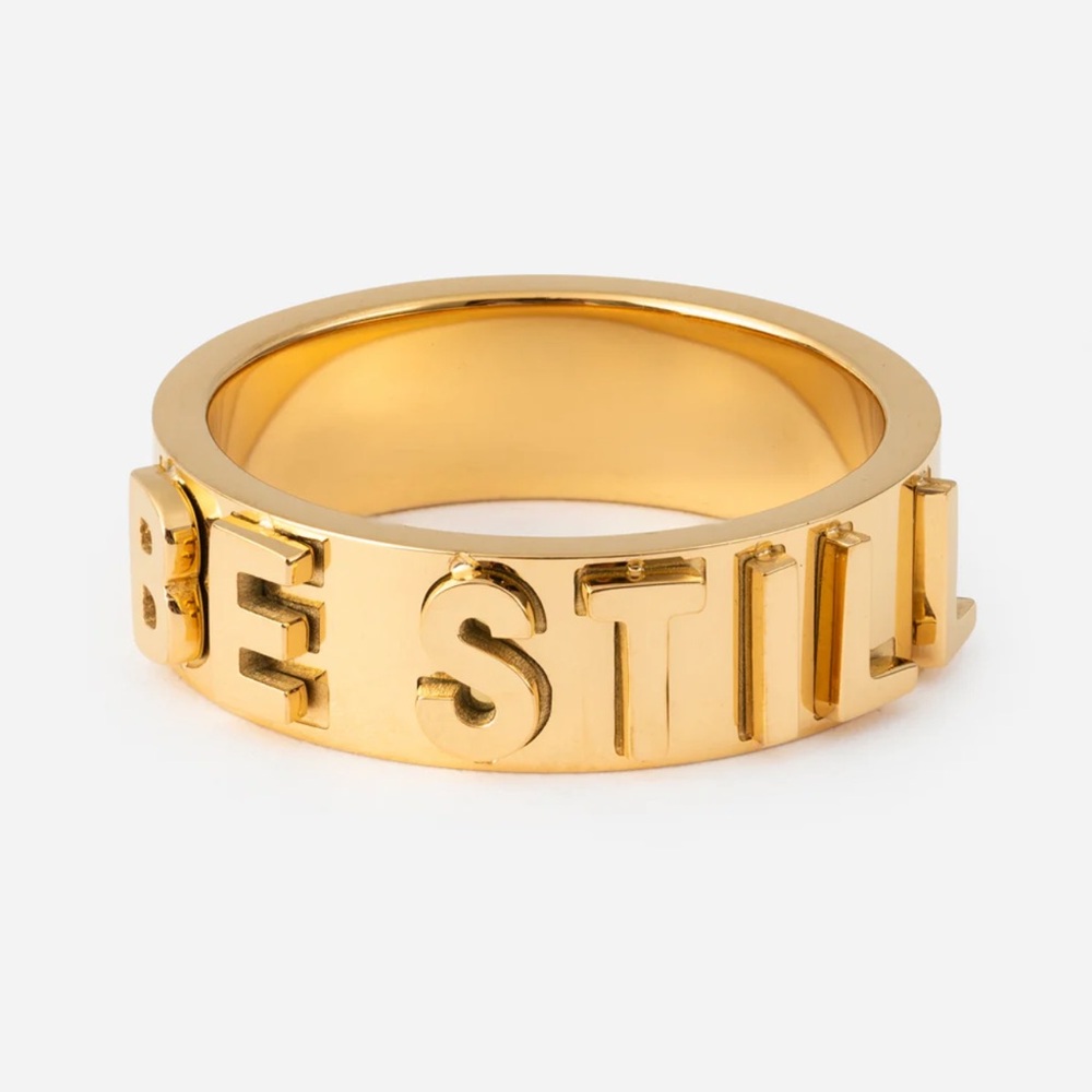 Elevated Faith - be still 3D letter ring